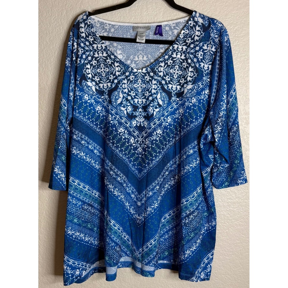 Catherines Women 2X Petite Blue Medallion Print V Neck 3/4 Sleeve Knit Tunic Top